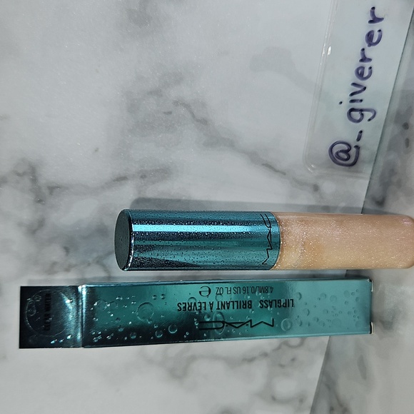 NIB MAC ALLURING AQUATIC LIPGLASS ORIGINAL SHADES FORMULA LARGER SIZE! - Picture 3 of 17